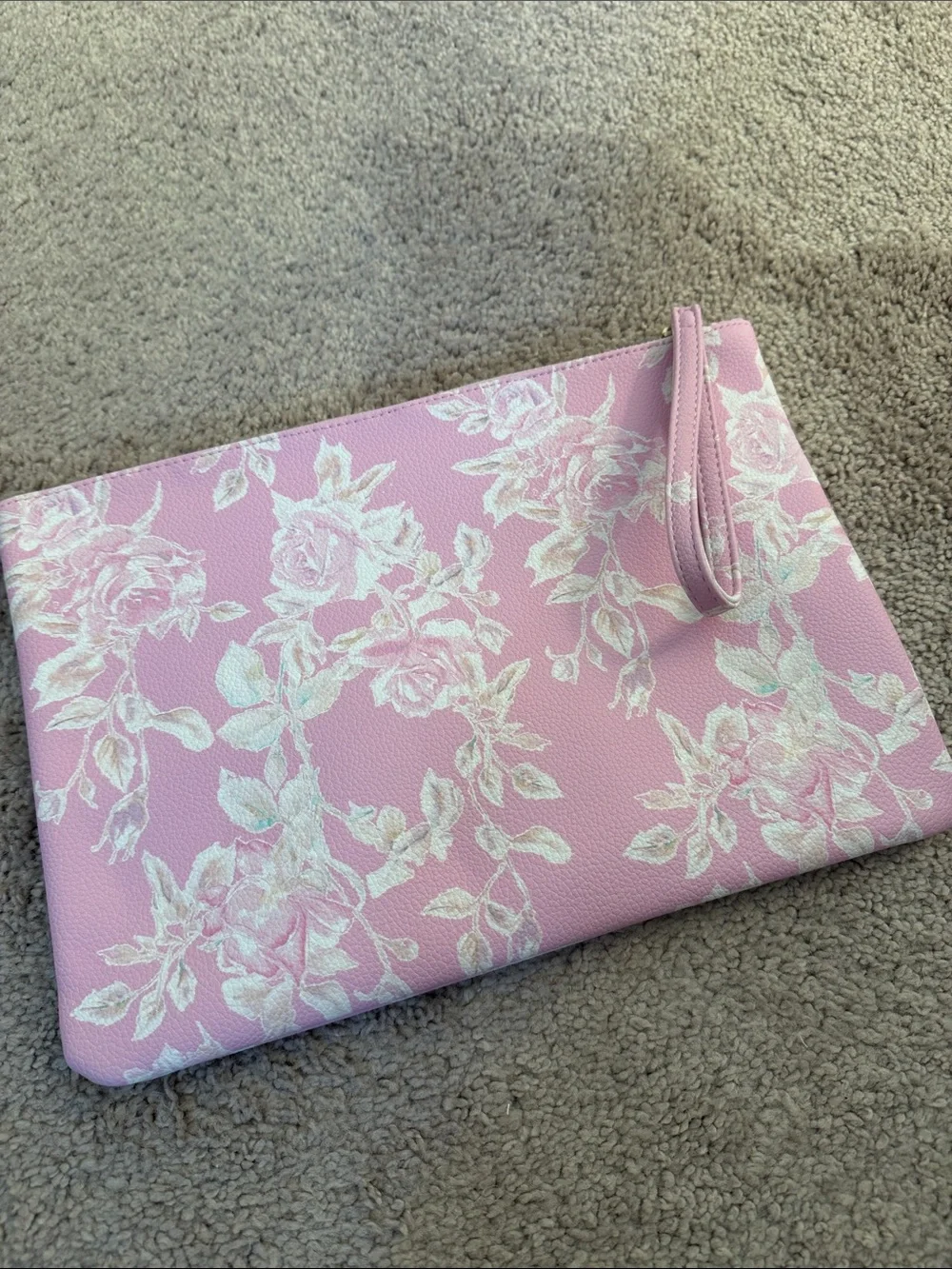 LoveShackFancy x Supergoop Flat Pouch - Picture 3 of 4